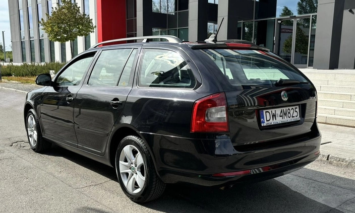 Skoda Octavia cena 27000 przebieg: 272000, rok produkcji 2012 z Wrocław małe 79